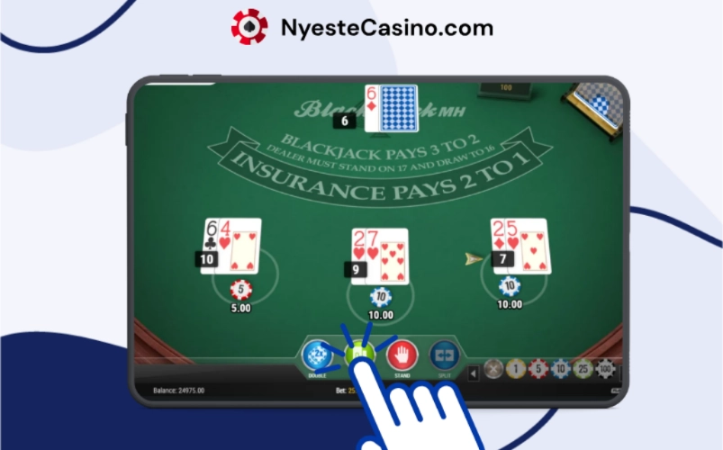 Blackjack-spill på nettbrett med kort, innsats og spillvalg på skjermen.